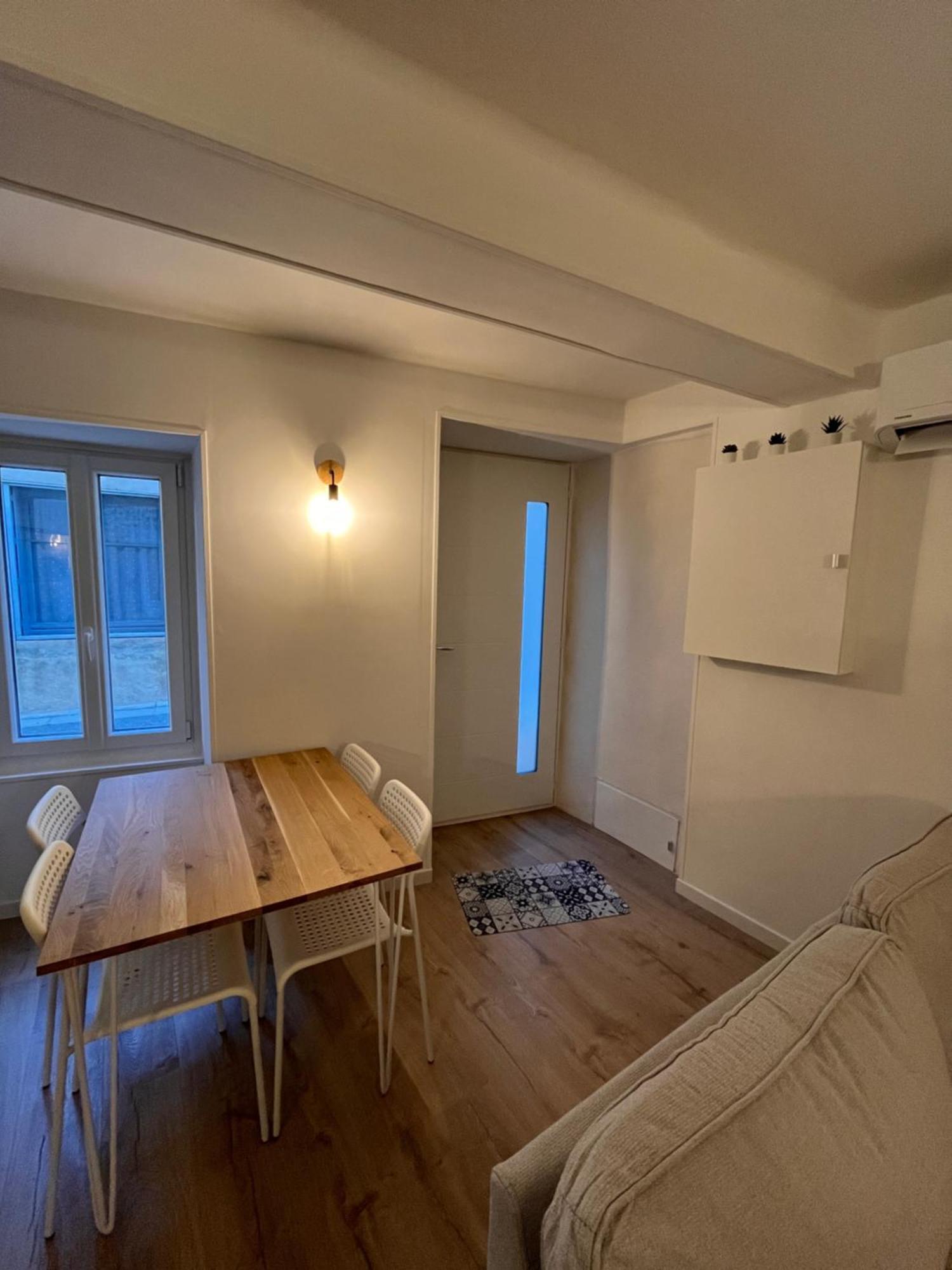 Maison 1807 Saint-Chaptes ภายนอก รูปภาพ